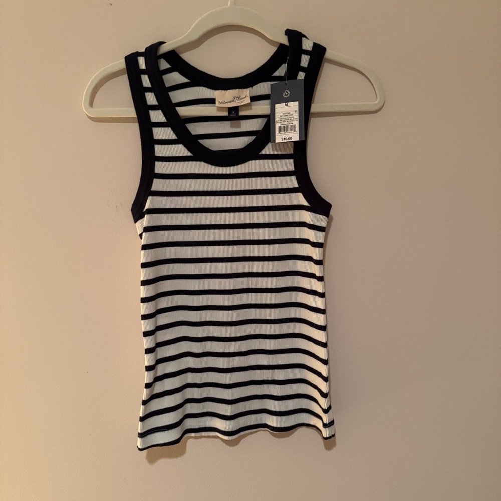 NWT White with Navy Striped Tank Top. Universal Threads. Size Medium.
